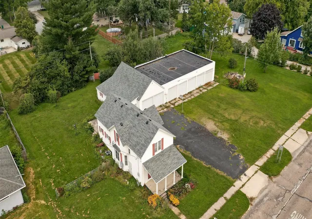 Photo 2 of Single family home for sale at 305 Mill St N, Brownsdale, MN 55918 | MLS# 7090438 | Listing updated on 2026-09-02