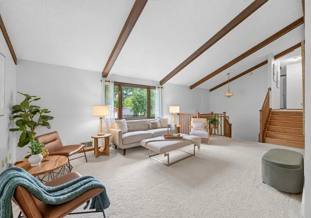 Homes for sale in Shoreview, MN | 3525 Cohansey St, Shoreview, MN 55126 | MLS# 7090446