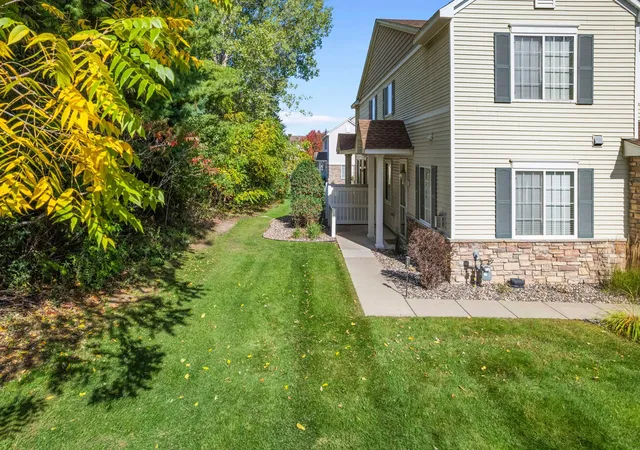 Photo 3 of Single family home for sale at 4645 Blaine Ave #1104, Inver Grove Heights, MN 55076 | MLS# 7090459 | Listing updated on 2026-10-08