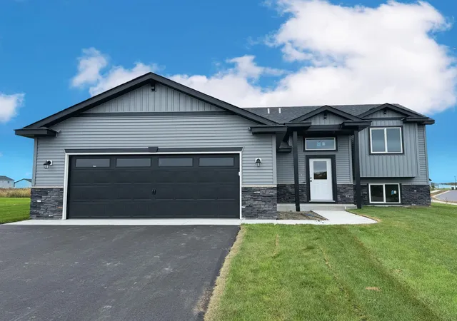 Photo 2 of Single family home for sale at 807 Prateria Ave, Avon, MN 56310 | MLS# 7090463 | Listing updated on 2026-10-13