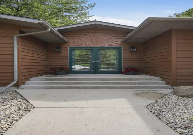 Homes for sale in Detroit Lakes, MN | 1361 S Shore Dr, Detroit Lakes, MN 56501 | MLS# 7090524