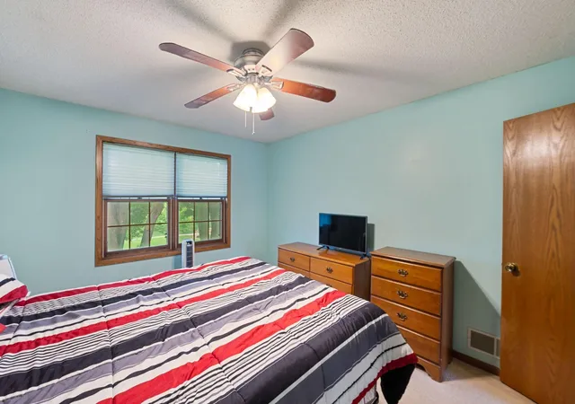 Homes for sale in Columbia Heights, MN | 4163 Maureen Dr Ne, Columbia Heights, MN 55421 | MLS# 7090529