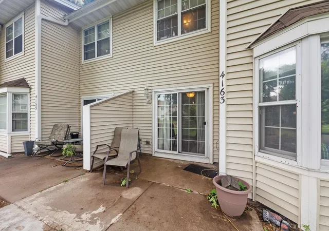 Homes for sale in Columbia Heights, MN | 4163 Maureen Dr Ne, Columbia Heights, MN 55421 | MLS# 7090529