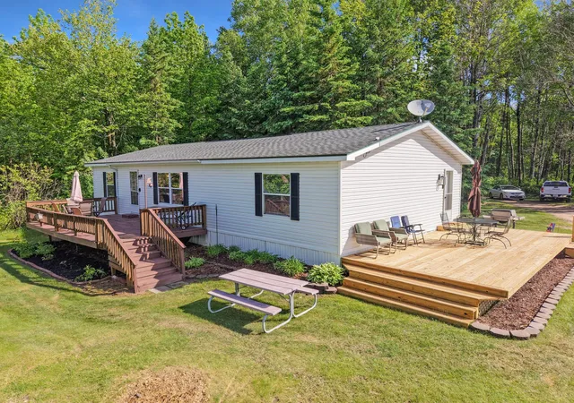 2nd image of 6242 Hendricks Haven Rd Ne, Tenstrike, MN 56683 | MLS# 7090598