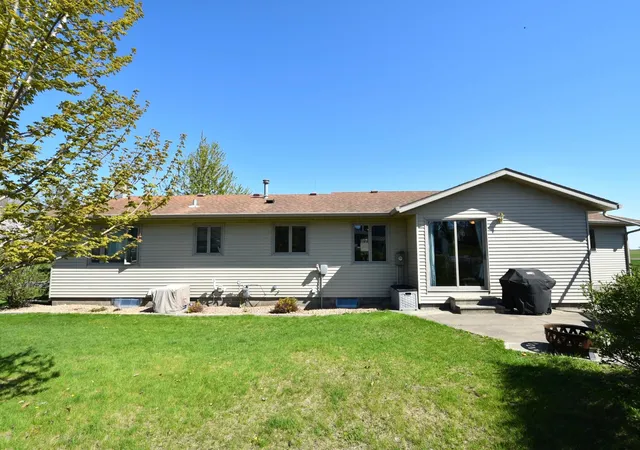 4th image of 109 Brenda Ln, Goodhue, MN 55027 | MLS# 7090603