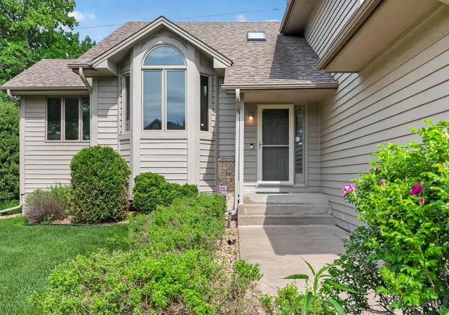 4th image of 9000 Ashley Ter, Brooklyn Park, MN 55443 | MLS# 7090613