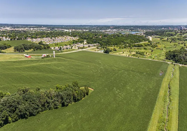 5th image of 4700 Country Club Rd Sw, Rochester, MN 55902 | MLS# 7090619