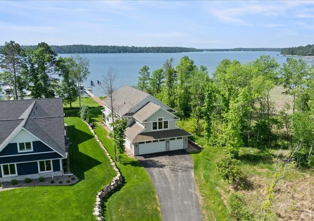 2nd image of 11547 Northgate Ln, Crosslake, MN 56442 | MLS# 7090655