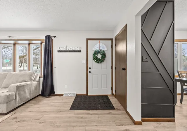 4th image of 26 4Th Ave Se, Saint Joseph, MN 56374 | MLS# 7090677