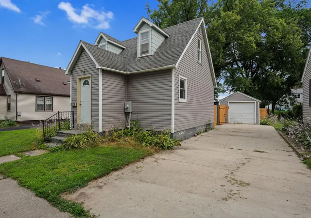 Homes for sale in Austin, MN | 1304 10th Ave Nw, Austin, MN 55912 | MLS# 7090691