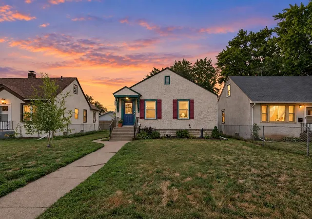 Photo 1 of Single family home for sale at 1110 5th Avenue S, South Saint Paul, MN 55075 | MLS# 7090754 | Listing updated on 2026-09-19