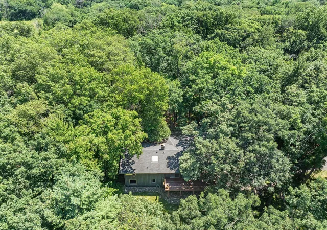 Photo 4 of Single family home for sale at 3 Snowy Owl Ln, Saint Paul, MN 55127 | MLS# 7090774 | Listing updated on 2026-08-27