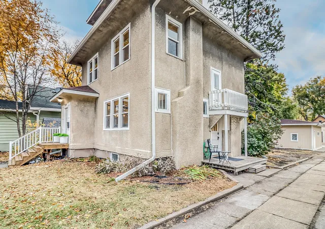 2nd image of 919 4th St N, Fargo, ND 58102 | MLS# 7090788