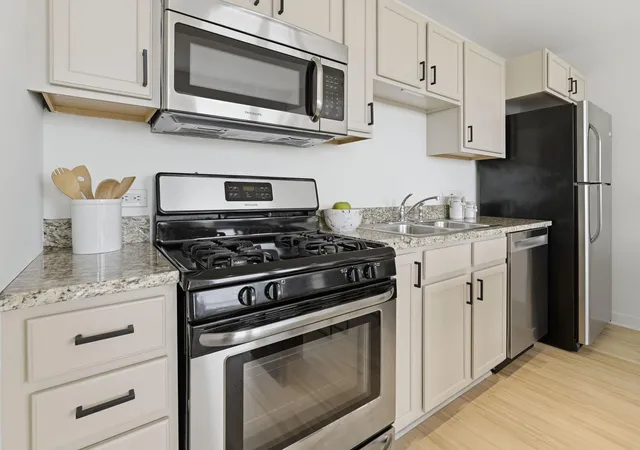 Homes for sale in Minneapolis, MN | 929 Portland Ave #810, Minneapolis, MN 55404 | MLS# 7090815