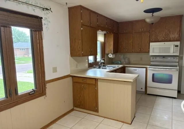 Homes for sale in Waseca, MN | 512 Se 9Th Ave, Waseca, MN 56093 | MLS# 7090850