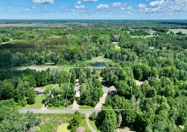 37th image of 8325 178th Ln Ne, Forest Lake, MN 55025 | MLS# 7090880