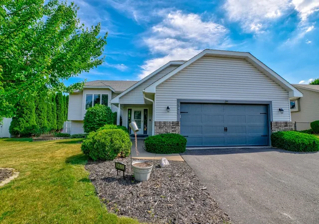 Homes for sale in River Falls, WI | 940 Leroy Ln, River Falls, WI 54022 | MLS# 7090923