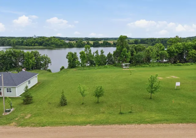 Homes for sale in Underwood, MN | 463 North Shore Dr, Underwood, MN 56586 | MLS# 7090943