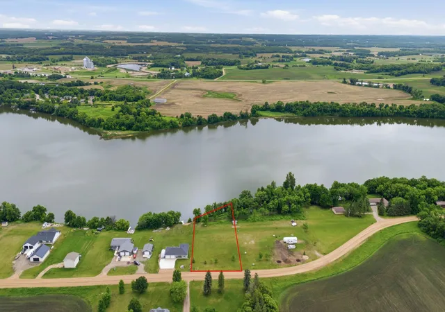 Homes for sale in Underwood, MN | 463 North Shore Dr, Underwood, MN 56586 | MLS# 7090943