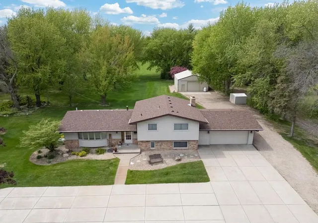 Homes for sale in Dayton, MN | 13741 Vinewood Ln N, Dayton, MN 55327 | MLS# 7090945