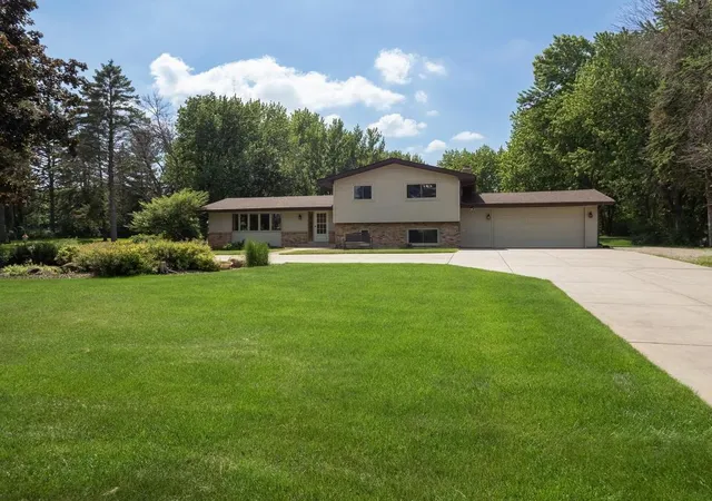 Homes for sale in Dayton, MN | 13741 Vinewood Ln N, Dayton, MN 55327 | MLS# 7090945