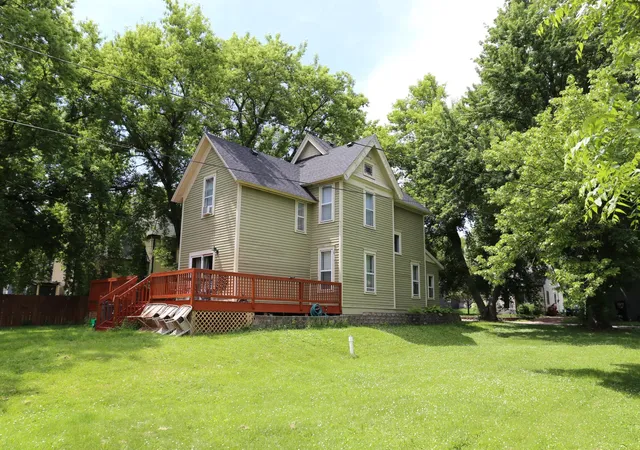 2nd image of 209 4th St E, Carver, MN 55315 | MLS# 7090966