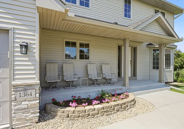 4th image of 1364 Pond Cir, Waconia, MN 55387 | MLS# 7090983