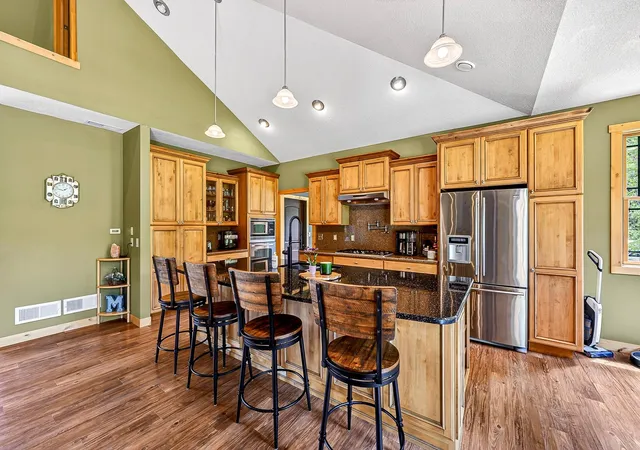 5th image of 28 Quincy Dr, Silver Bay, MN 55614 | MLS# 7091027