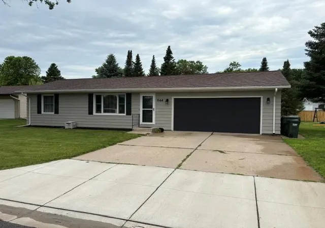 Homes for sale in Hutchinson, MN | 944 Sunset St Sw, Hutchinson, MN 55350 | MLS# 7091035