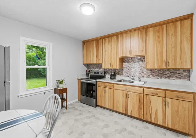 Homes for sale in Mounds View, MN | 2469 Woodale Dr, Mounds View, MN 55112 | MLS# 7091047