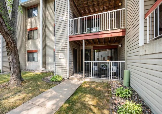 1st image of 350 Shelard Pkwy #106, Minneapolis, MN 55426 | MLS# 7091065