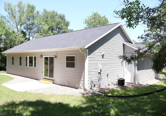 2nd image of 11893 Pine St, Trempealeau, WI 54661 | MLS# 7091078