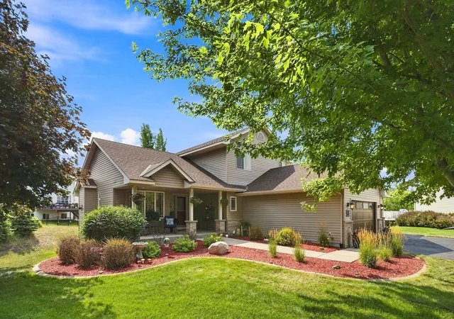 2nd image of 2412 Maple Ct, Buffalo, MN 55313 | MLS# 7091084