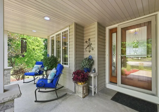 Photo 3 of Single family home for sale at 2412 Maple Ct, Buffalo, MN 55313 | MLS# 7091084 | Listing updated on 2026-08-12