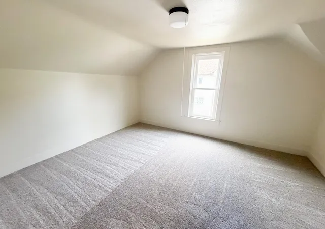 32nd image of 1304 3rd Ave, Worthington, MN 56187 | MLS# 7091127