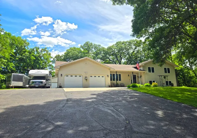 2nd image of 30099 Conita Cir, Paynesville, MN 56362 | MLS# 7091166