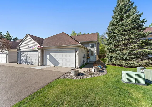 Homes for sale in Inver Grove Heights, MN | 8821 Coffman Path, Inver Grove Heights, MN 55076 | MLS# 7091188