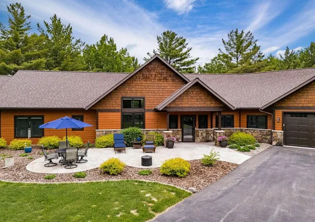 5th image of 1801 20Th Ave, Two Harbors, MN 55616 | MLS# 7091203