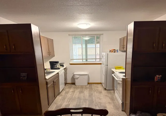 4th image of 1911 Viking Dr Nw #11, Rochester, MN 55901 | MLS# 7091217