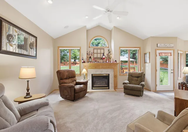 Homes for sale in River Falls, WI | 2311 Golf View Dr, River Falls, WI 54022 | MLS# 7091227