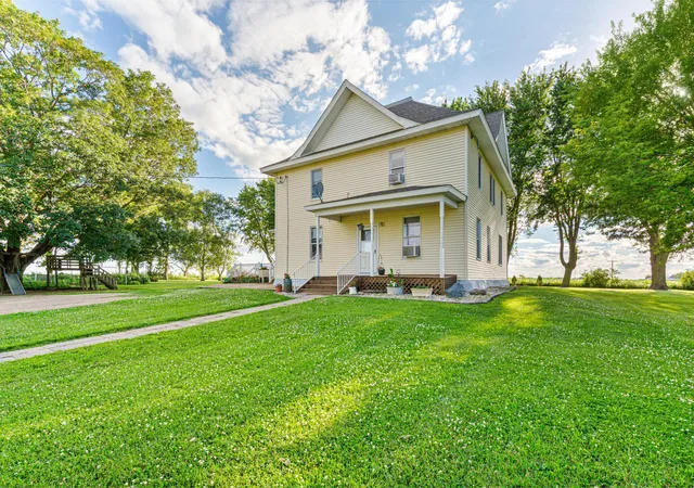 5th image of 38575 280Th St, Henderson, MN 56044 | MLS# 7091233