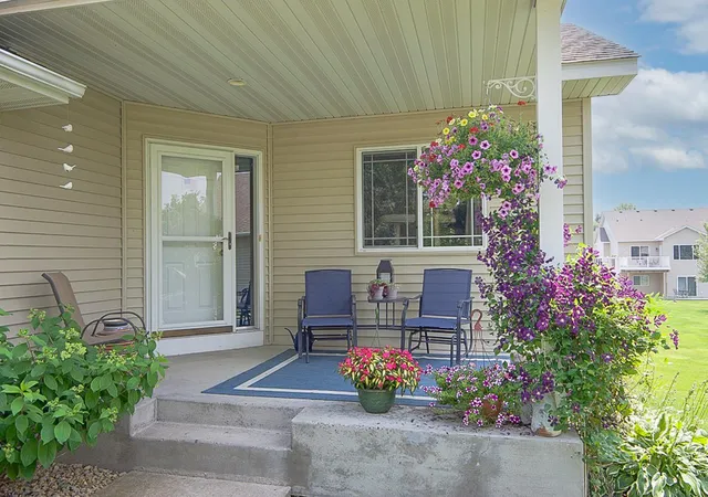 2nd image of 603 Bluffs Pkwy, Buffalo, MN 55313 | MLS# 7091260