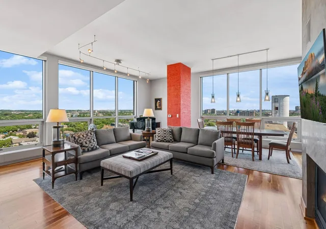 Photo 3 of Condo for sale at 222 2nd Street SE #1603, Minneapolis, MN 55414 | MLS# 7091262 | Listing updated on 2026-08-26
