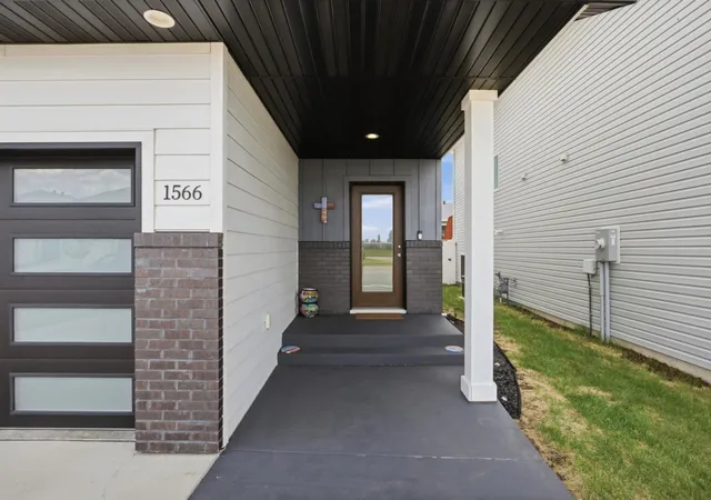 3rd image of 1566 66Th Ave S, Fargo, ND 58104 | MLS# 7091278