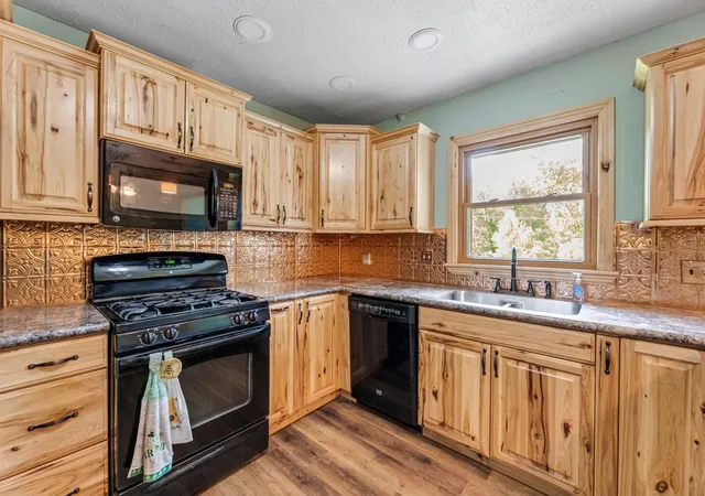 4th image of 1497 Claudia Ave, La Crescent, MN 55947 | MLS# 7091305