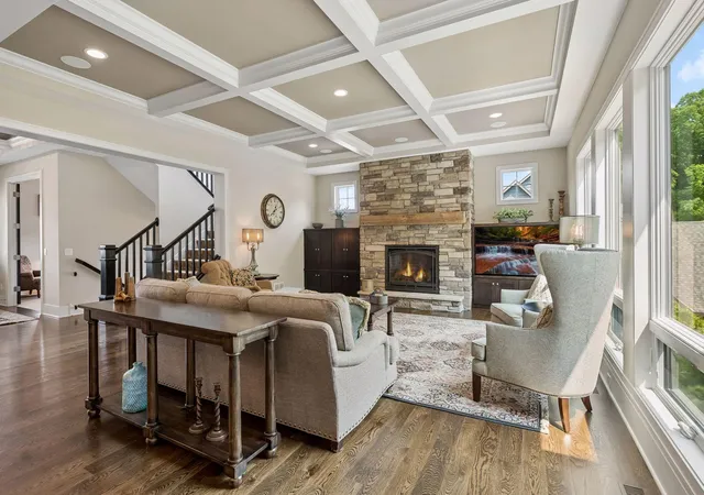 image of 7400 Dogwood Rd, Chanhassen, MN 55331 | MLS# 7091317