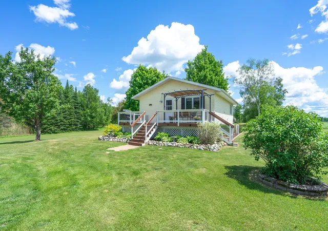 3rd image of 42955 County Road 162, Deer River, MN 56636 | MLS# 7091333
