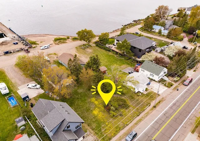 9th image of 8xx S Lake Ave, Duluth, MN 55802 | MLS# 7091335