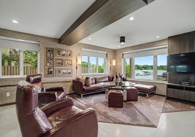Homes for sale in Mahtomedi, MN | 101 Wildwood Bch Rd, Mahtomedi, MN 55115