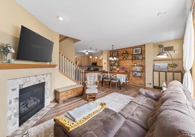 Photo 4 of Single family home for sale at 7606 11th Street N, Saint Paul, MN 55128 | MLS# 7091342 | Listing updated on 2026-08-27